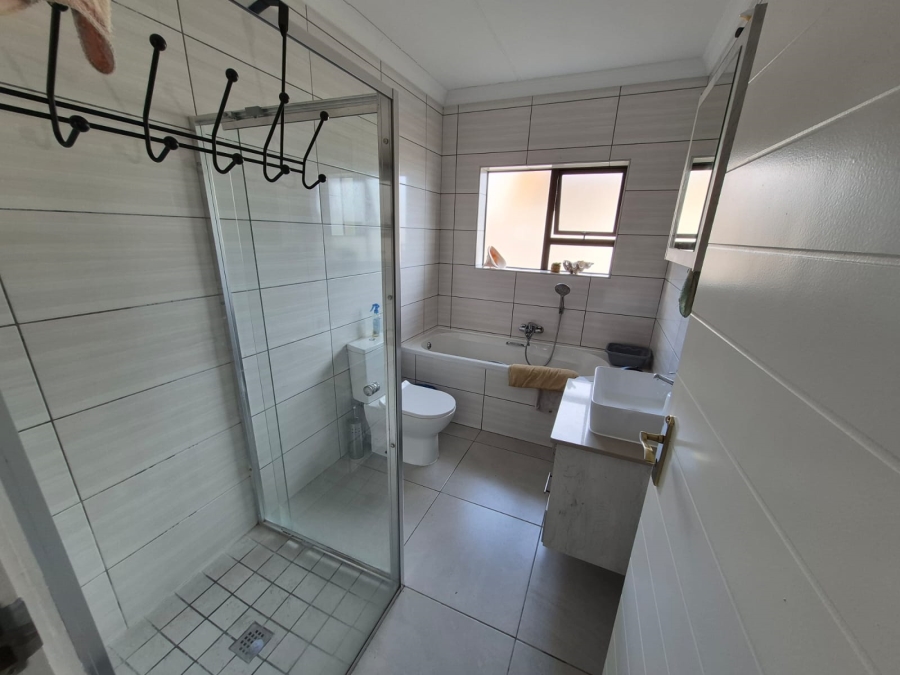 7 Bedroom Property for Sale in Dana Bay Western Cape